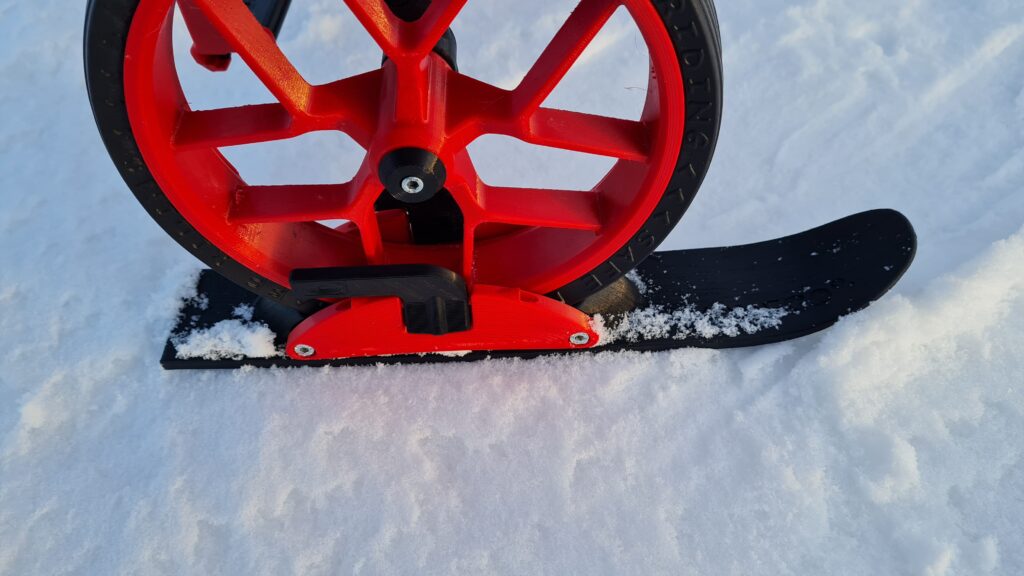 Skis a winter accessory for handicapped dogs with carts AnyoneGo